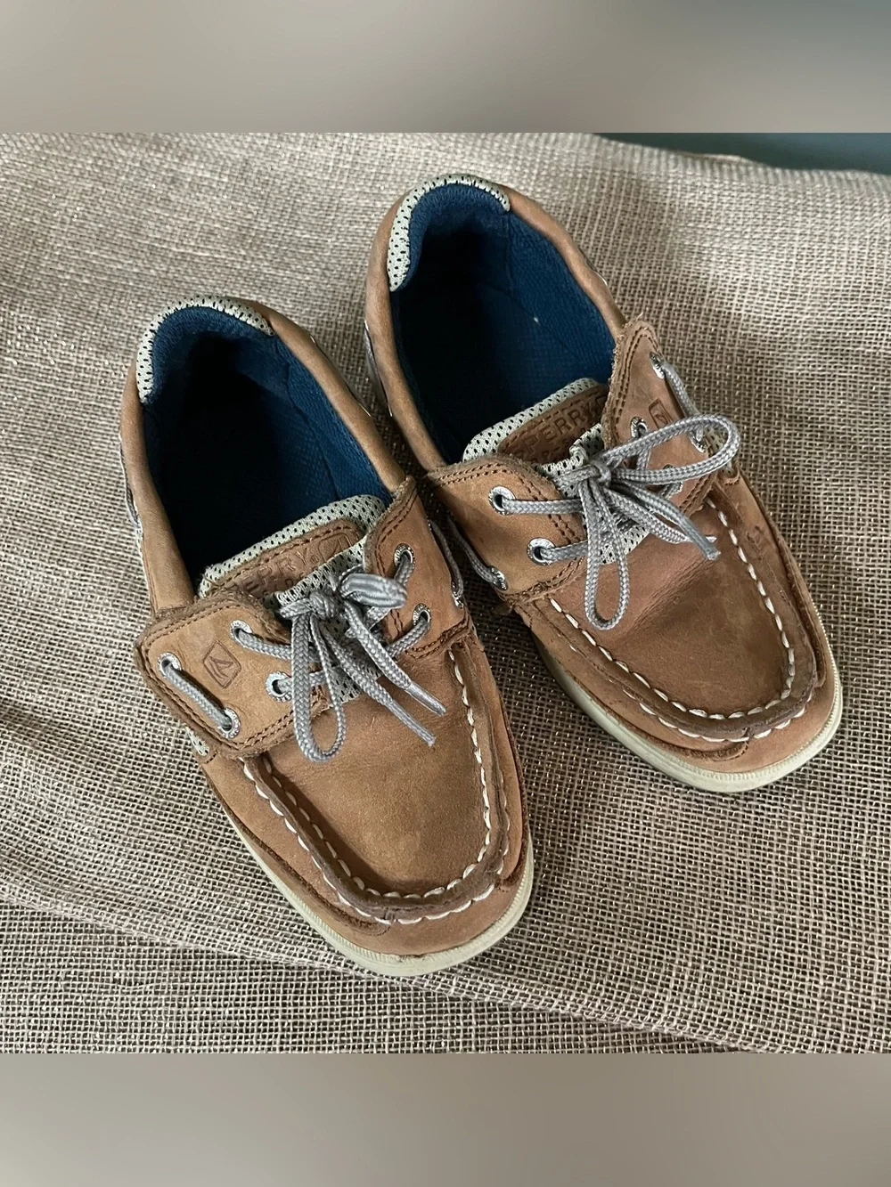 Sperry Tan/Brown Kids Boat Shoes with Laces Preppy